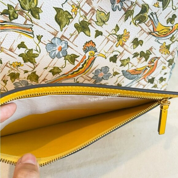 🔥NeW! Tory Burch Blake Print Tote - Picture 10 of 13